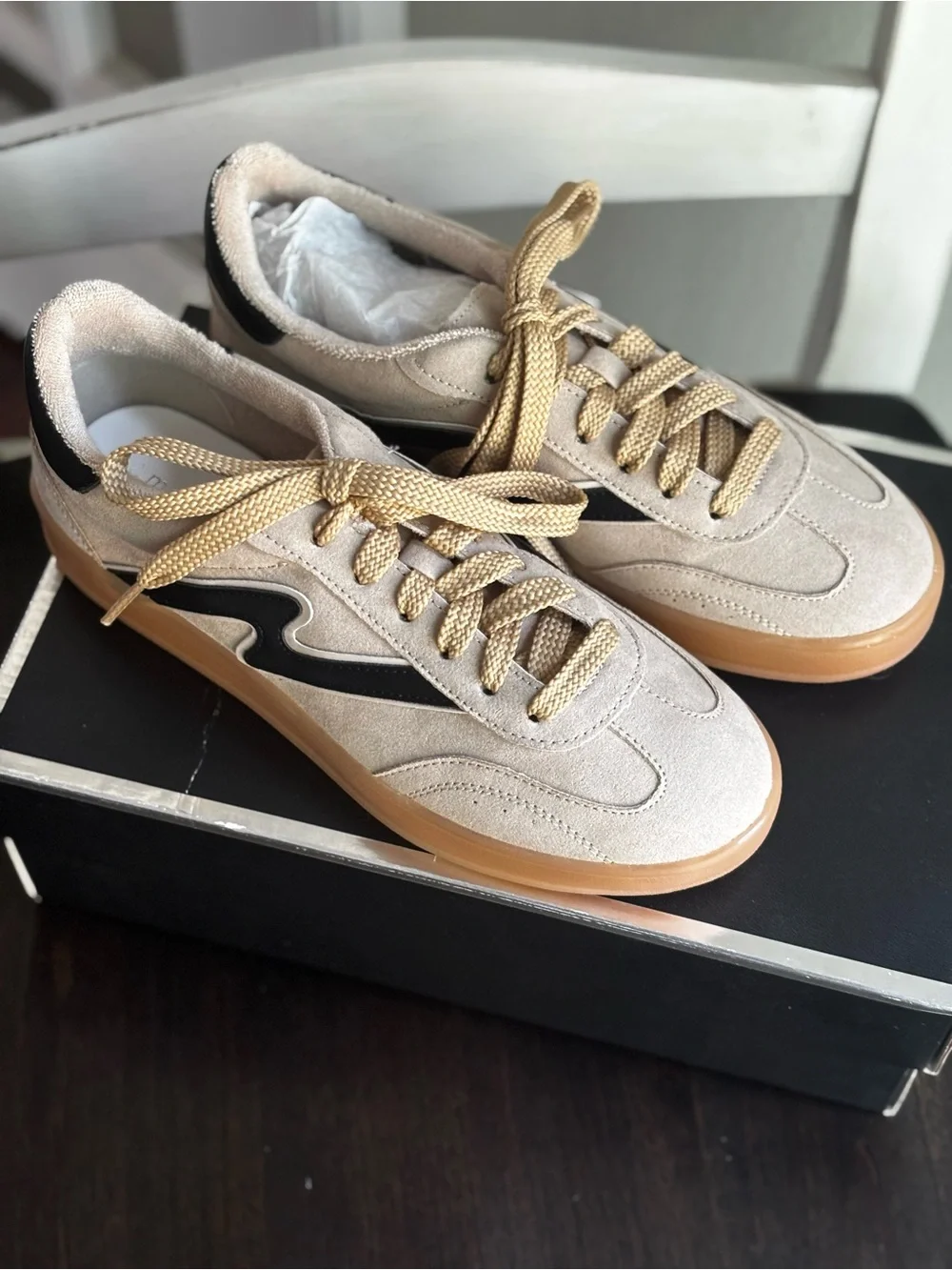 Madden Girl NEW Women’s Taupe Beige Suede Sneakers with Black Accent Gum Sole